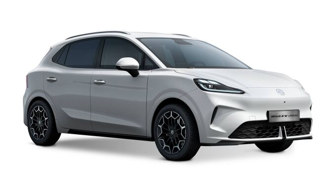 MG MG4 Urban 118kW Premium Long Range 54kWh 5dr Auto Electric Hatchback - Image 1